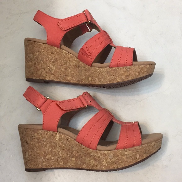 Clarks Sandals NWT - Picture 3 of 9